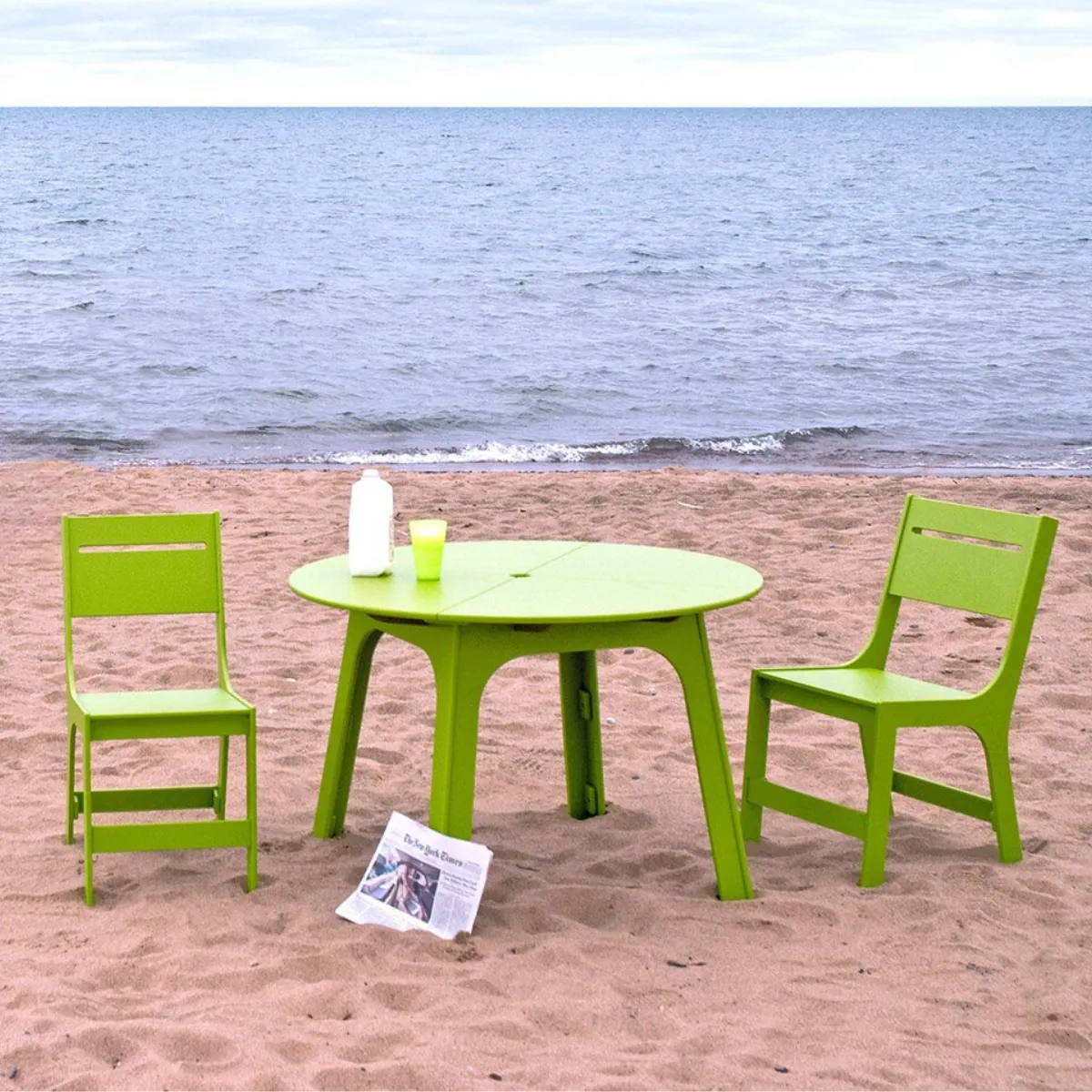 Alfresco Round Dining Table
