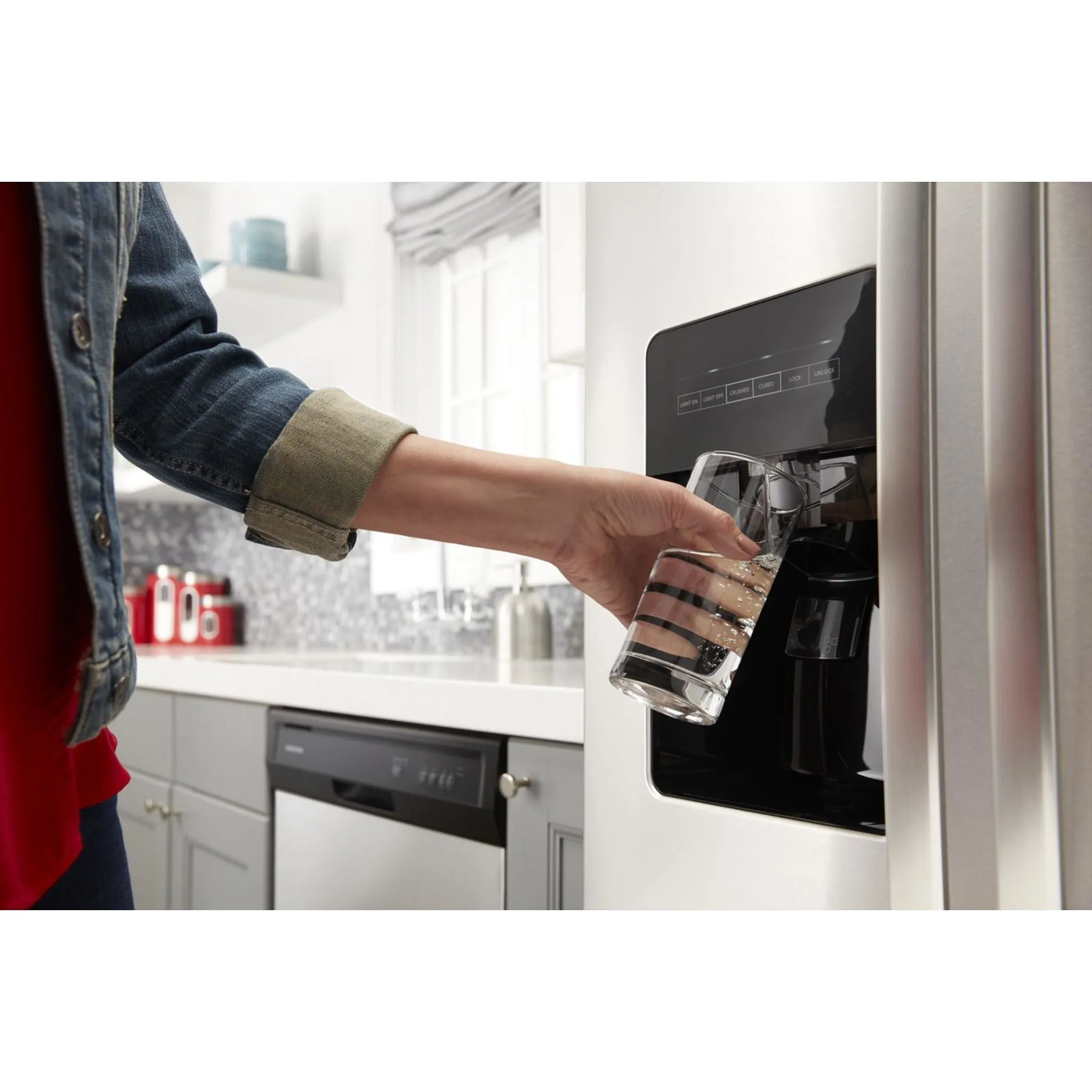 Amana 33" Side-by-Side Refrigerator with Dual Pad External Ice and Water Dispenser (ASI2175GRS)
