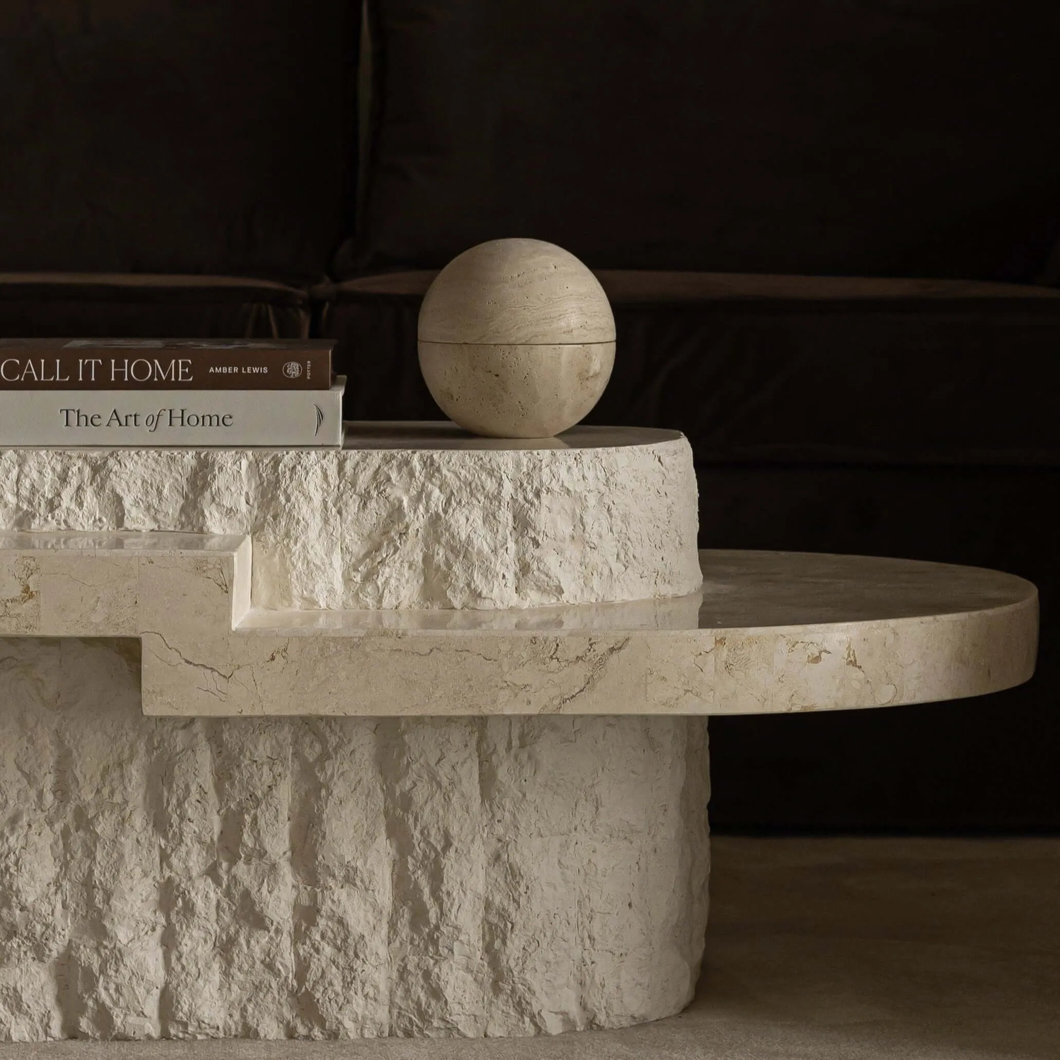 Arena Table