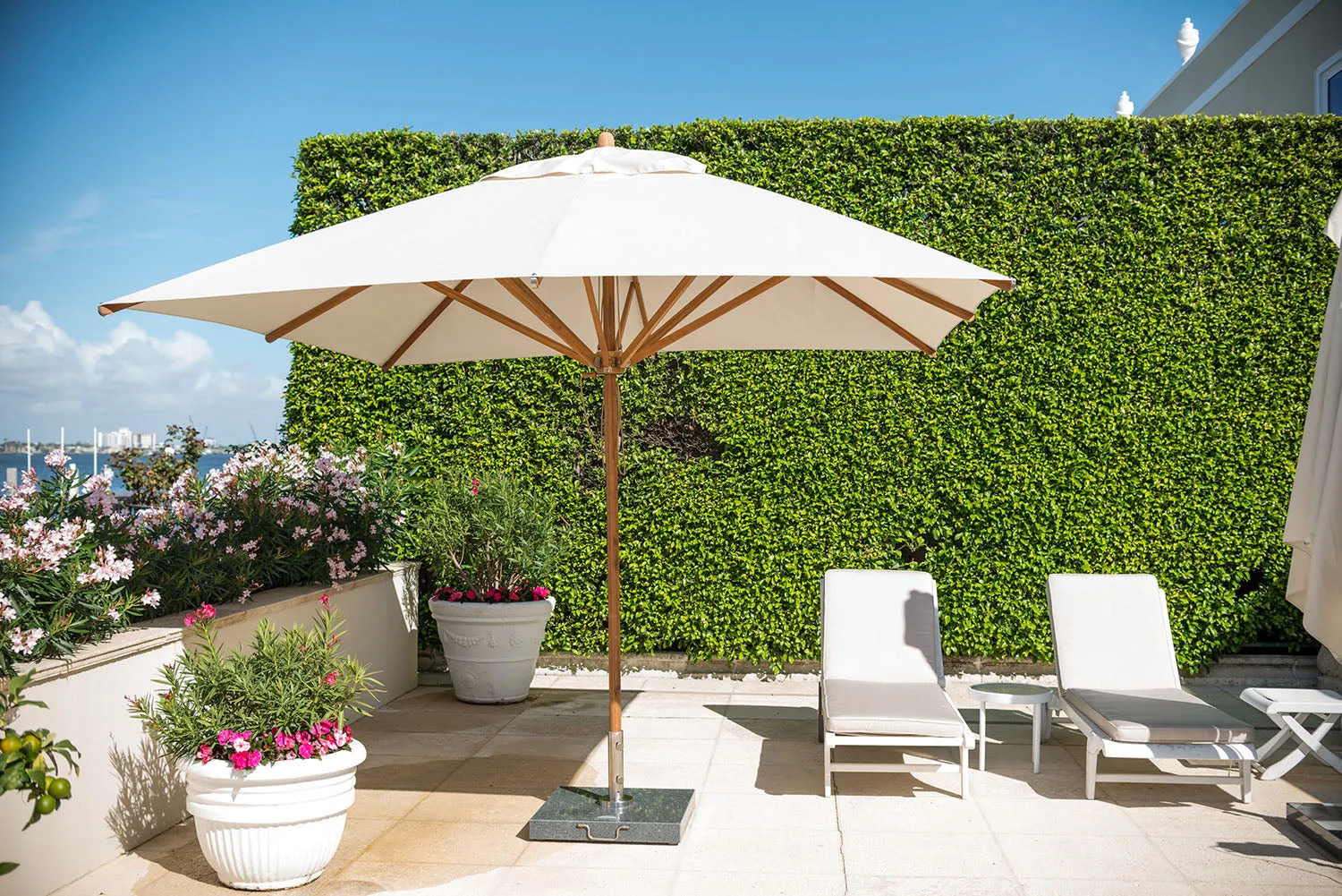 Bambrella 6.5' x 10' Rectangular Levante Bamboo Pulley Lift No Tilt Umbrella