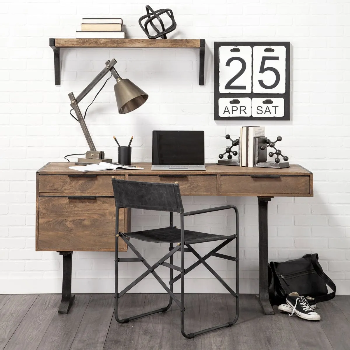 Dario Wall Decor Black Metal