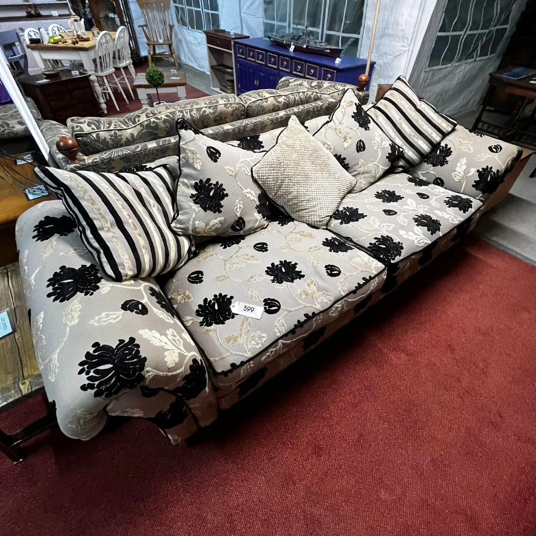 DFS Settee/Sofa