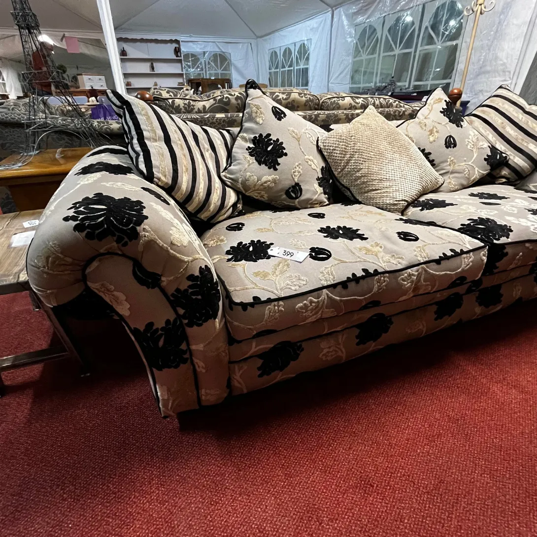 DFS Settee/Sofa