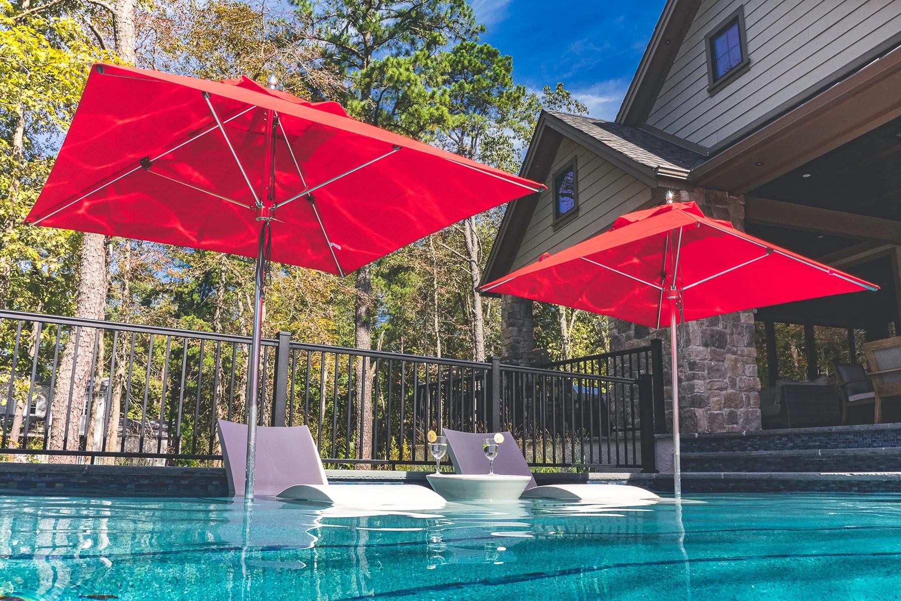 Frankford 454CAM 6.5' x 6.5' Square Greenwich Pulley Lift Aluminum Market Umbrella