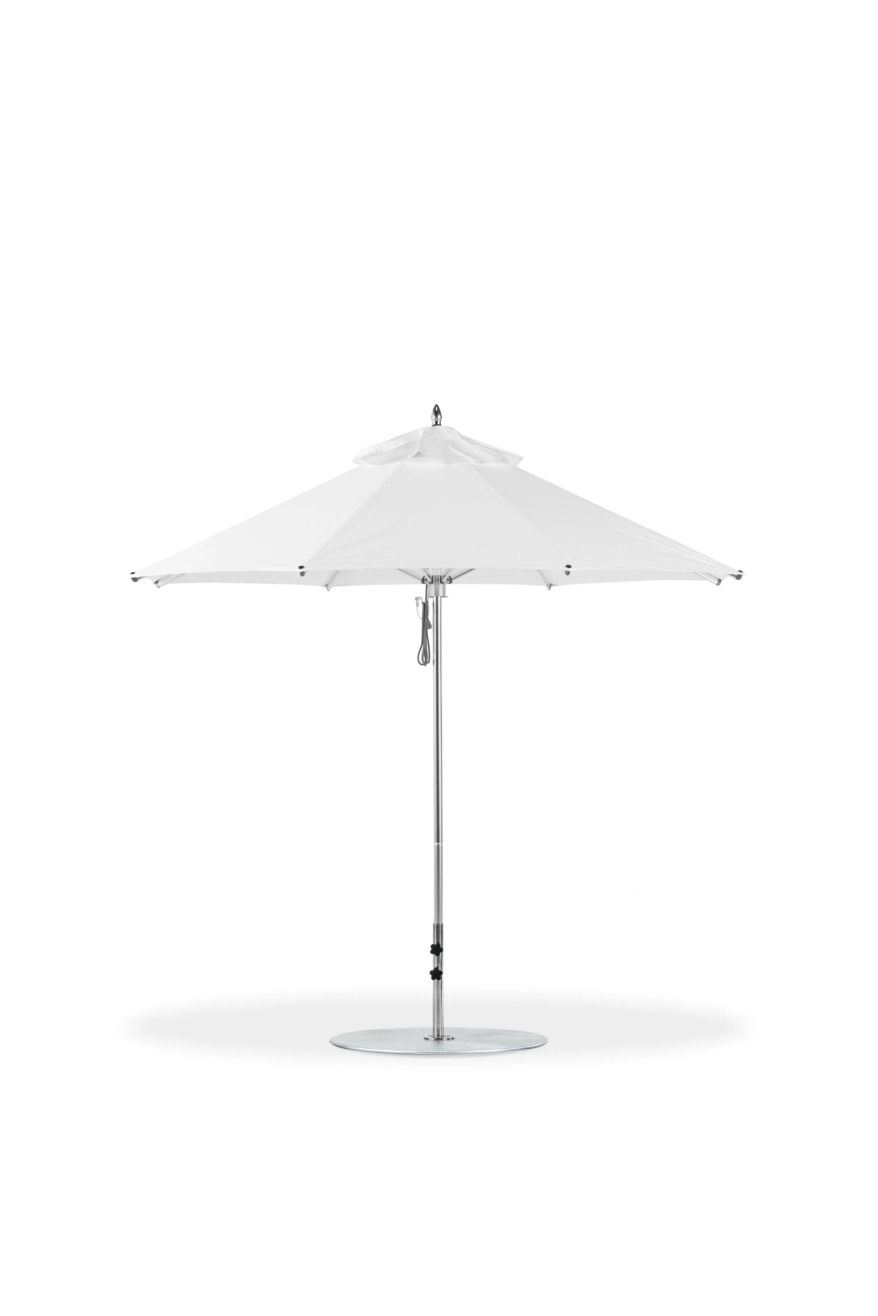 Frankford 845CAM 7.5' Greenwich Pulley Lift Aluminum Market Umbrella