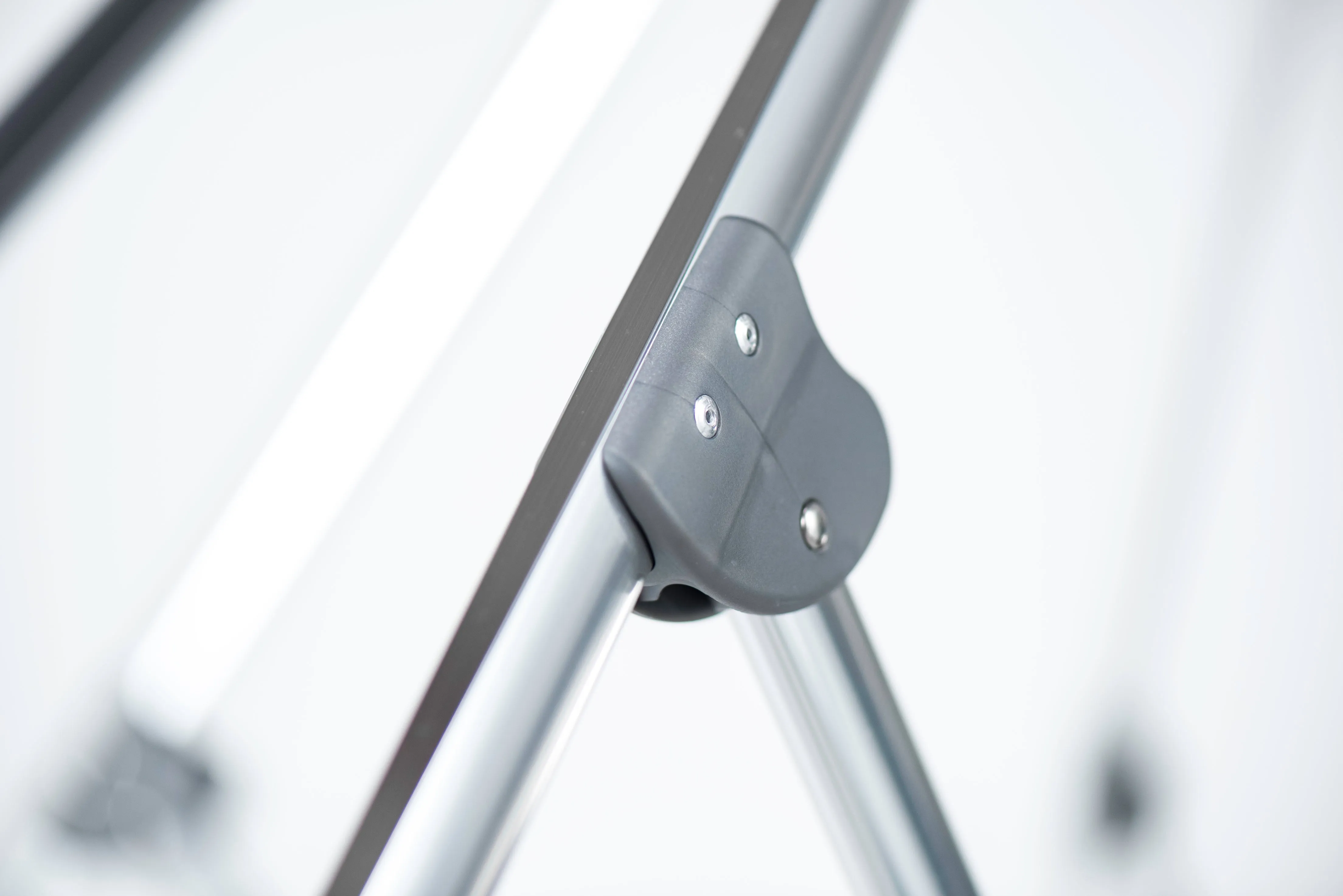 Frankford 854CAM 9' Greenwich Pulley Lift Aluminum Market Umbrella