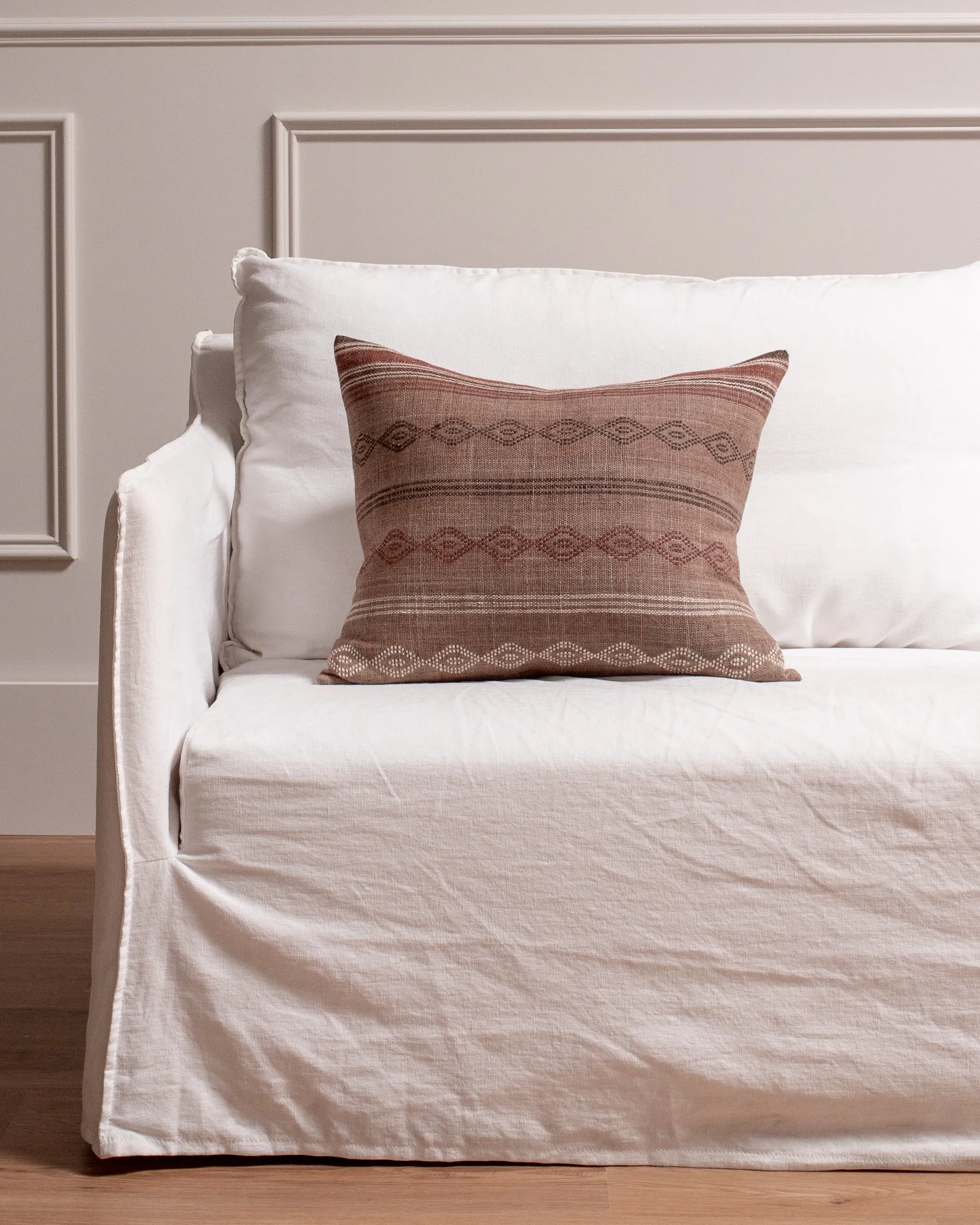 Hewitt Pillow
