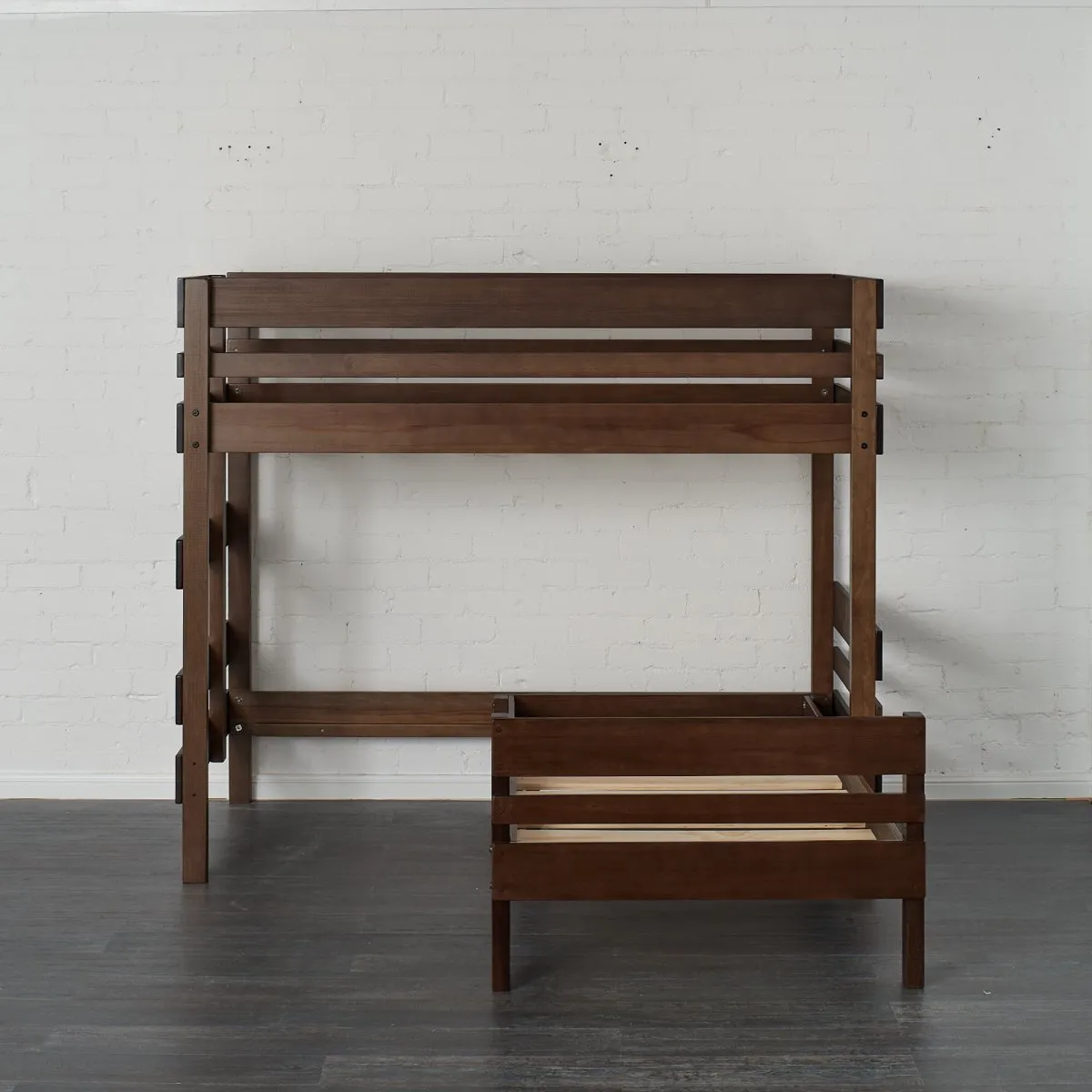 Mid-Line Corner Bunk Bed with Mid-Line Chest