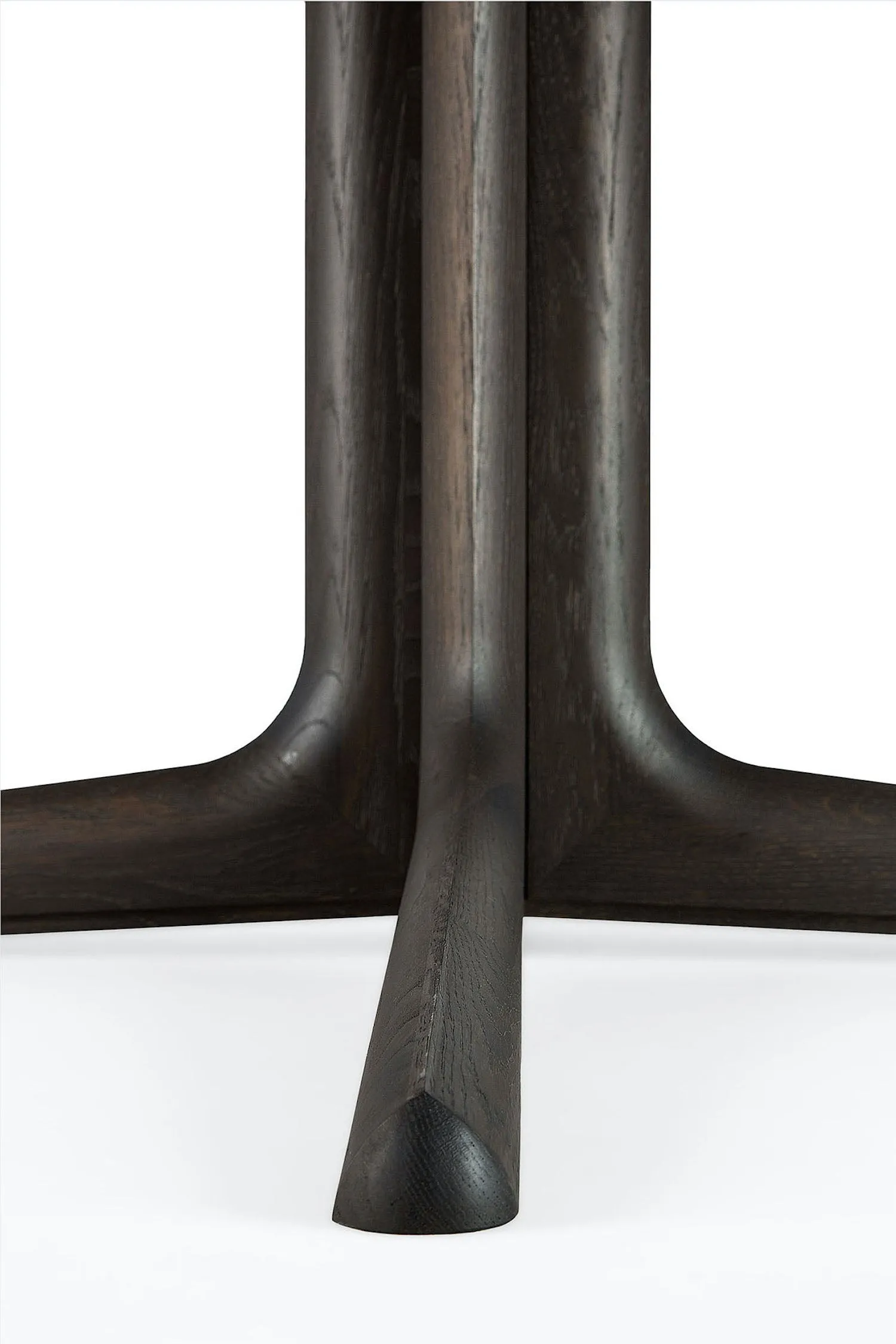 Oak Corto Brown Dining Table - Varnished