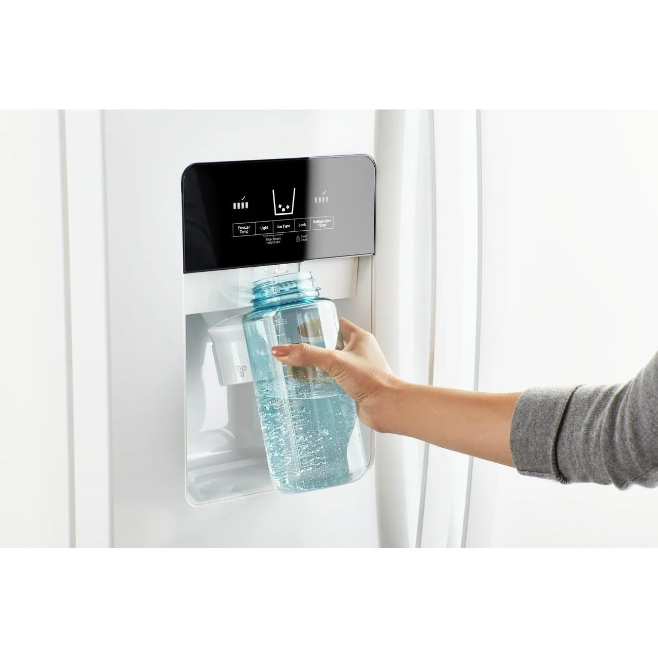 Whirlpool 33-inch, 21.4 cu. ft. Side-by-Side Freestanding Refrigerator with Exterior Ice and Water Dispenser with EveryDrop™ Water Filtration WRS331SDHW